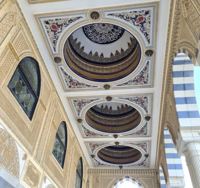 Мечеть Al Farooq Omar Bin Al Khatab