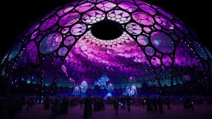 Площадь «Al Wasl Plaza» в "сердце" района Expo City