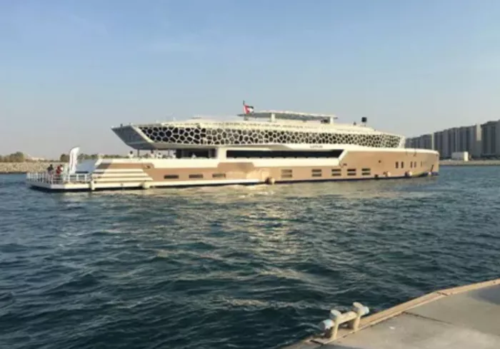 Экскурсии на яхте от компании "Xclusive Yachts"