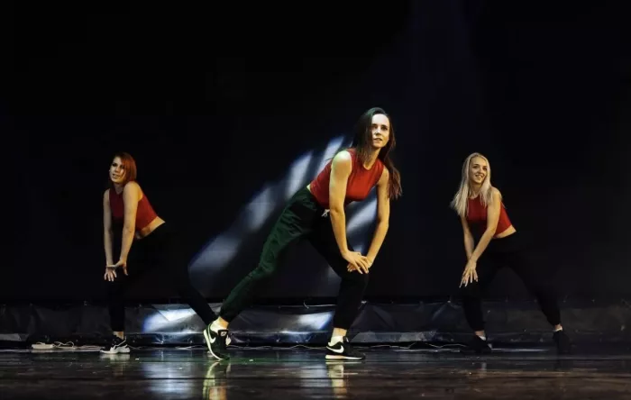 ​Школа танца и растяжки "Vozdyx.dance"