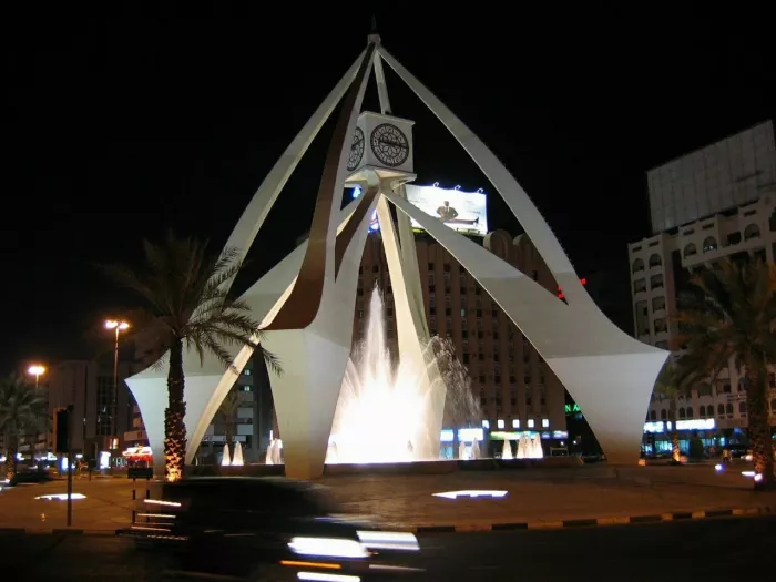 Архитектурная памятка Часовая башня "Deira Clocktower"