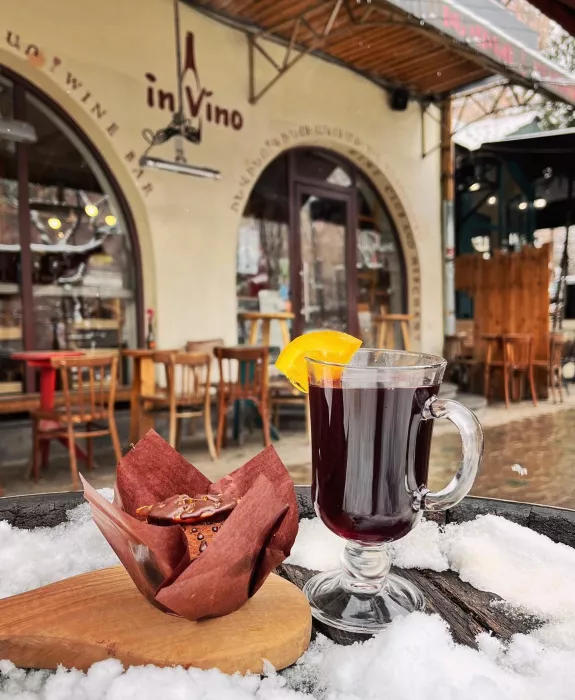 Винный бар "In Vino"