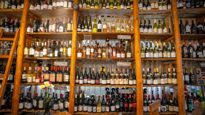 Винный бар "In Vino"