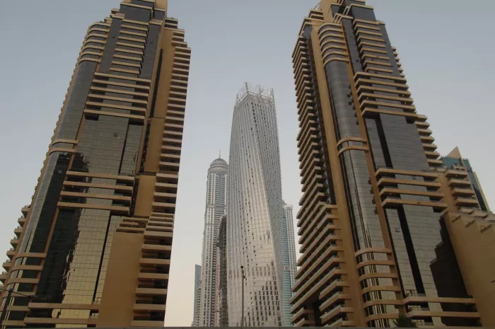 Небоскреб "Cayan Tower"