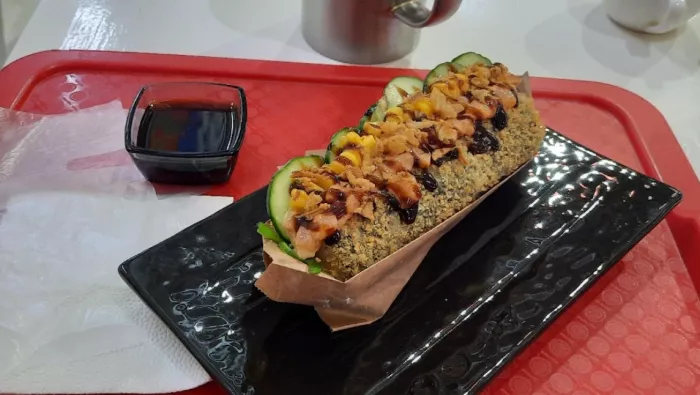 Кафе "Poke Mo" на Льва Толстого