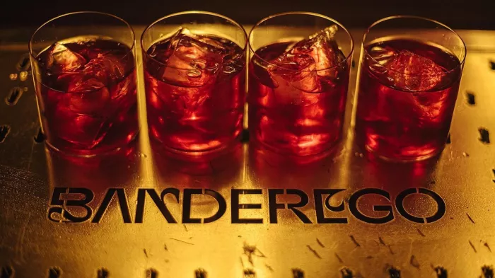 Бар "BANDEREGO"