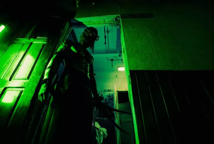 Квест "Outlast"