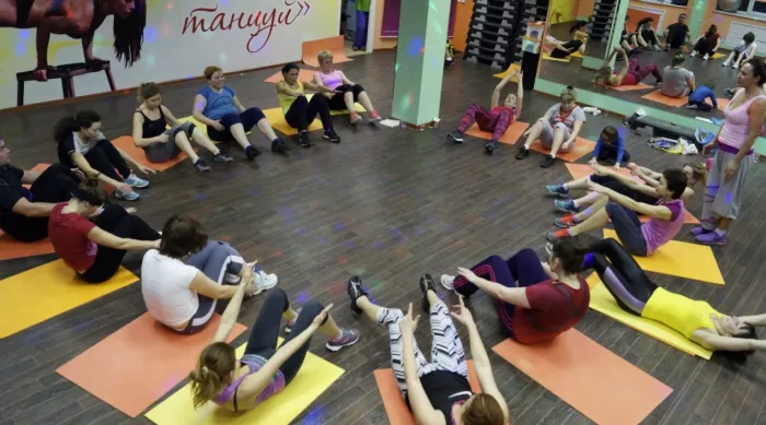 Обучение танцам "Fit life"