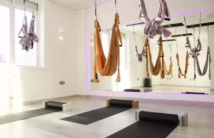 Центр йоги "Yoga One"