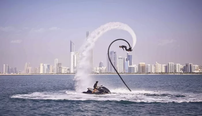 Водные развлечения от компании «Hydro Watersports»
