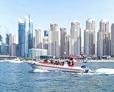 Тур по достопримечательностям на катере “Love Boats”