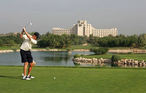 Поле для гольфа «Jebel Ali Golf Resort»