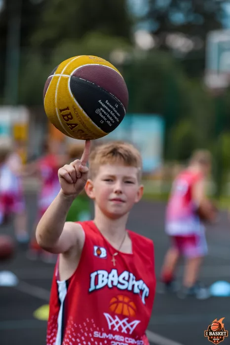 Баскетбольная академия "Ibasket" на Поликарпова