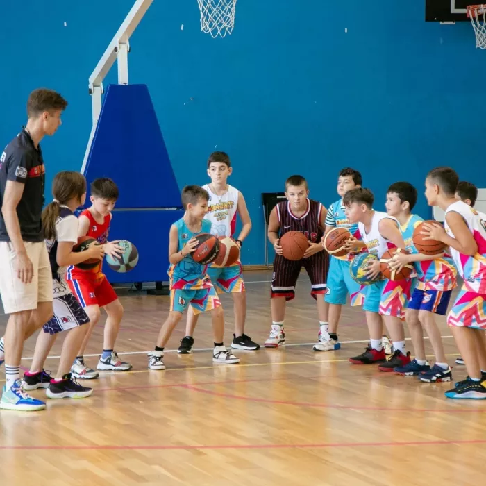 Баскетбольная академия "Ibasket" на Батайской