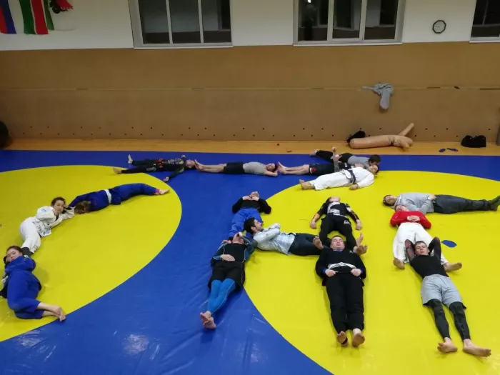 Спортивный клуб "Team Strela"