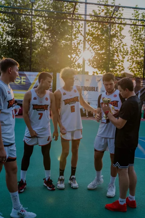 Баскетбольная академия "I.S. BASKETBALL" на Тополиной аллее
