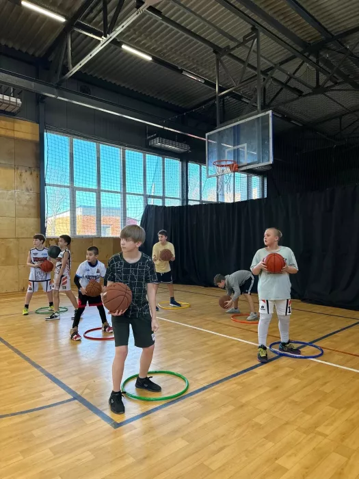 Баскетбольная академия "I.S. BASKETBALL" на Зиповской