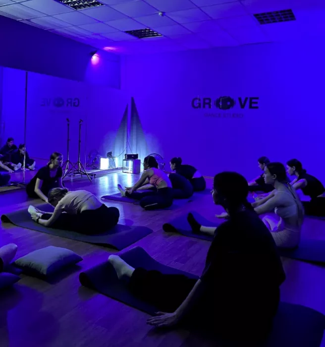 ​Танцевальная студия "Groove"