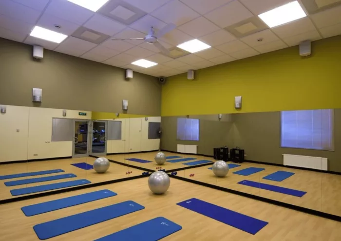 Фитнес-клуб "Gold`s Gym" на Электрозаводской