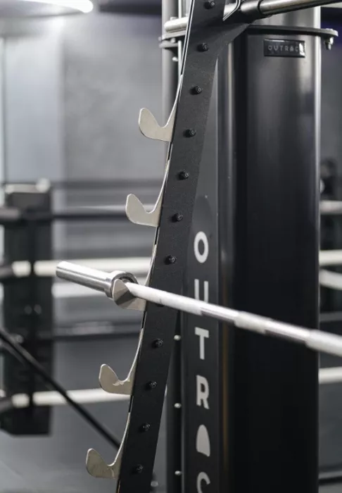 Фитнес-клуб "Crocus fitness" Iskra Gym