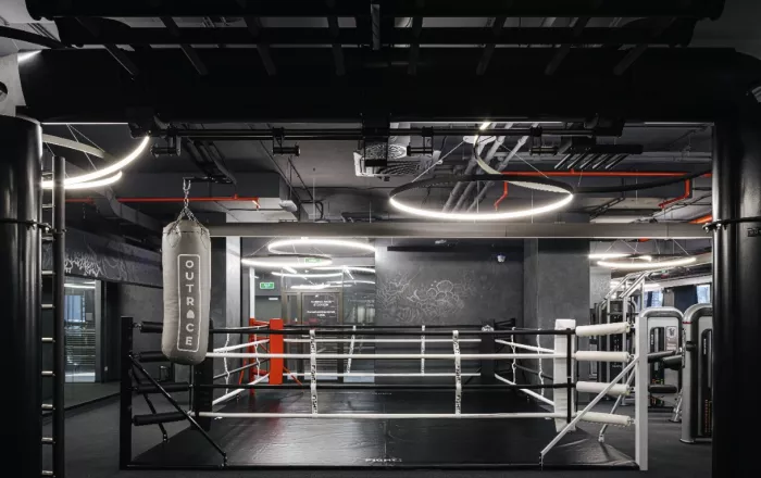 Фитнес-клуб "Crocus fitness" Iskra Gym