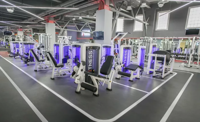 ​Фитнес-клуб "Crocus Fitness" Первый