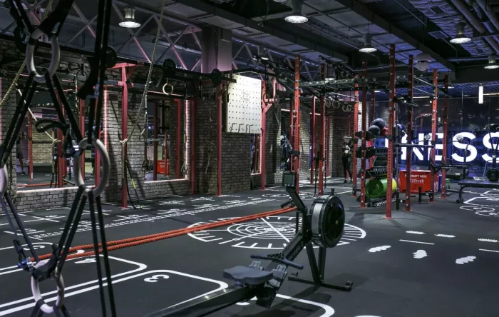 ​Фитнес-клуб "Crocus Fitness" Первый