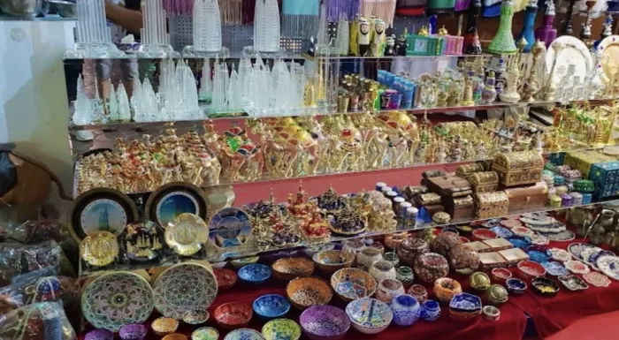 Базар "Al Fahidi Souk"
