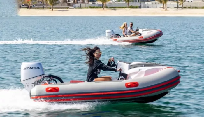 Центр водного спорта "Sea Riders UAE"