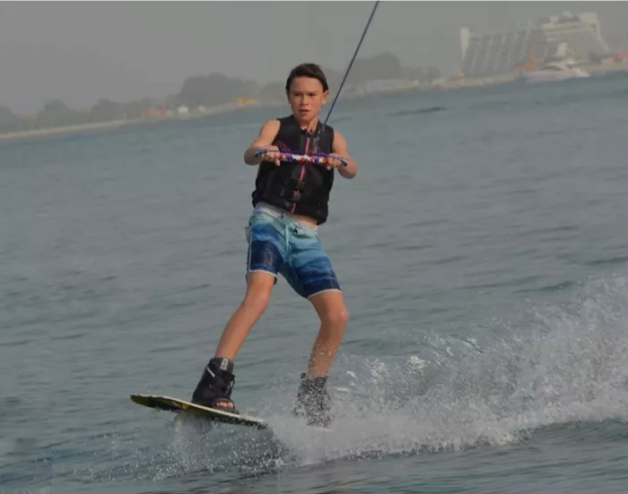 Центр водного спорта "Sea Riders UAE"