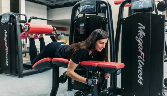Тренажёрный зал "Mega Fitness"