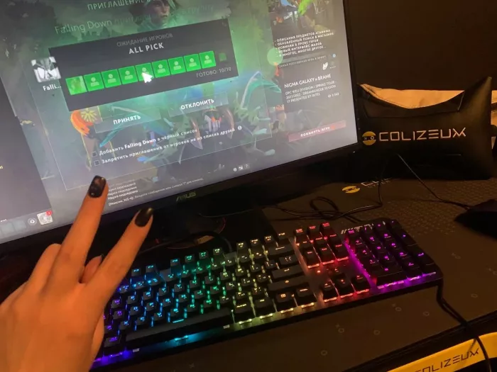 Компьютерный клуб "Colizeum" на Куйбышева