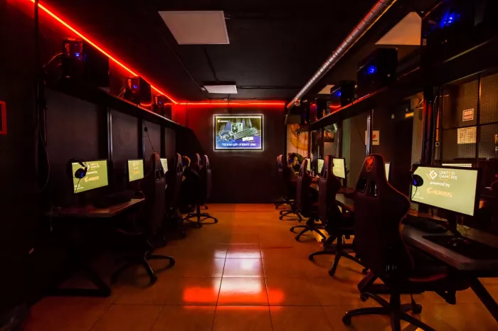Компьютерный клуб "Gun Gaming"