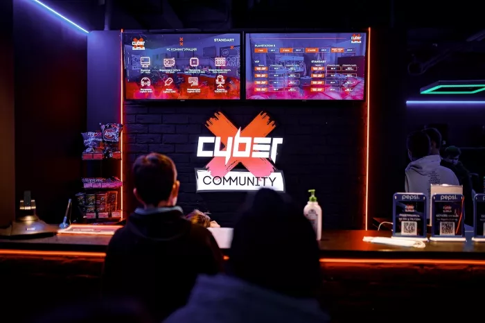 Компьютерный клуб "CyberX" на Гагринской
