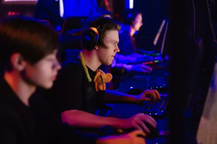 Компьютерный клуб "CyberX" на Гагринской