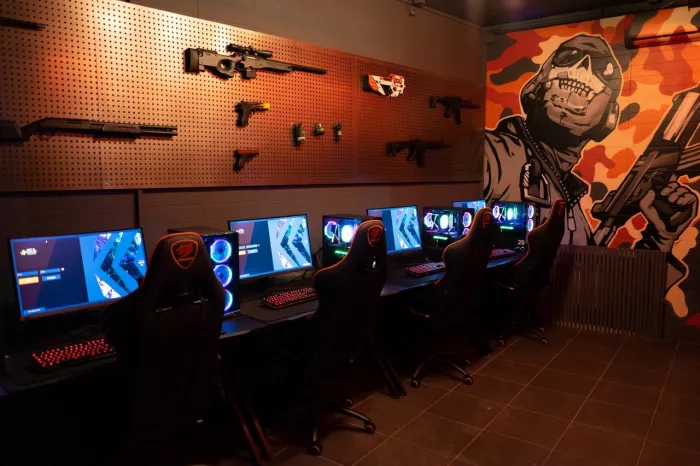 Компьютерный клуб "United Gamers"