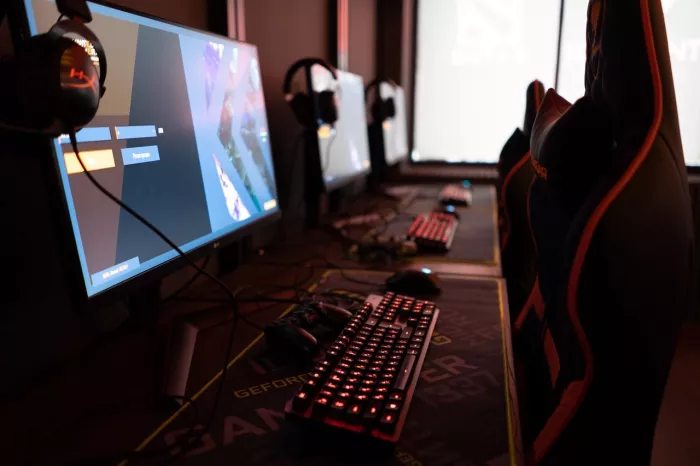 Компьютерный клуб "United Gamers"