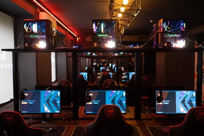 Компьютерный клуб "United Gamers"