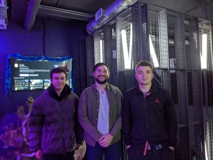 Компьютерный клуб "Win Over Time" на Зорге