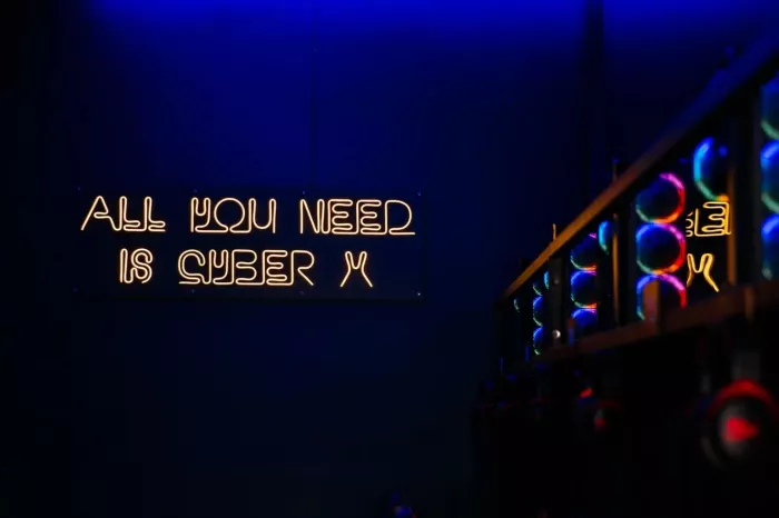 Компьютерный клуб "CyberX" на Волгоградской
