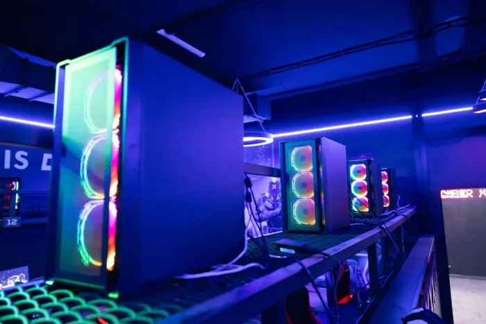 Компьютерный клуб "CyberX" на Волгоградской
