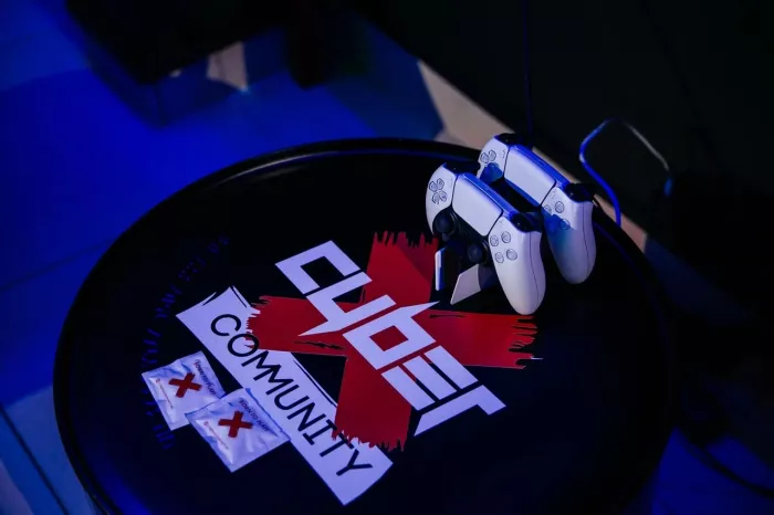 Компьютерный клуб "CyberX" на Волгоградской