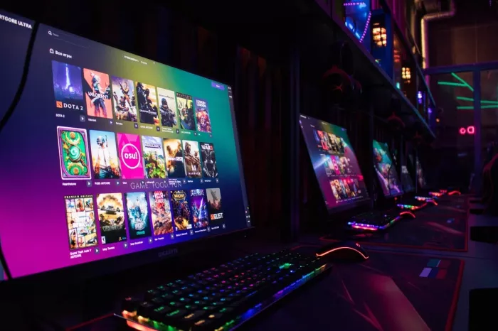 Компьютерный клуб "ARTCORE" на Чистопольской