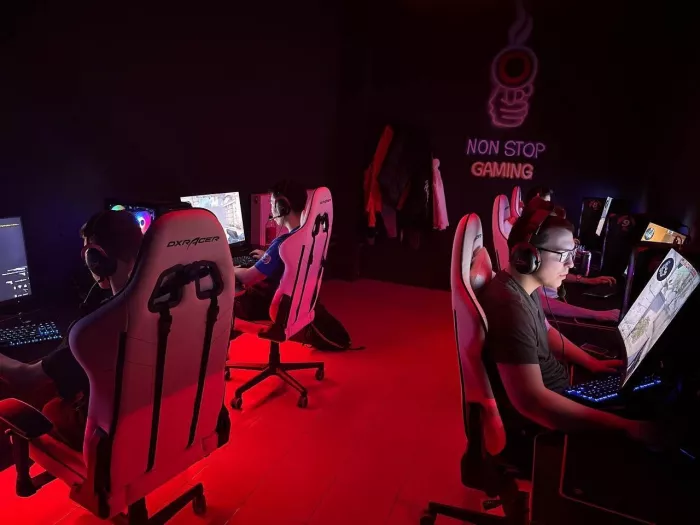 Компьютерный клуб "Godji Game" на Титова