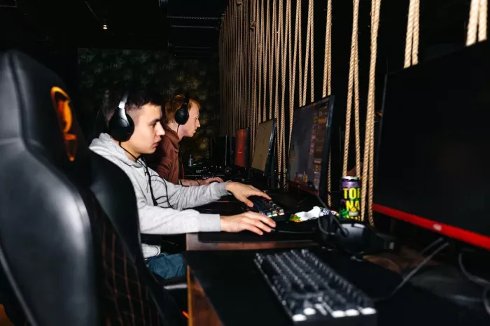 Компьютерный клуб "BootCamp"