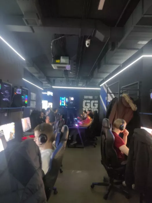 Компьютерный клуб "True Gamers"
