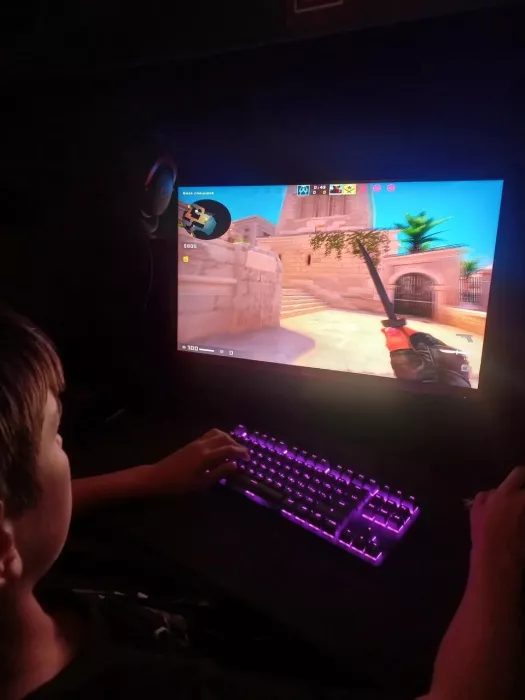 Компьютерный клуб "Forward Gaming"