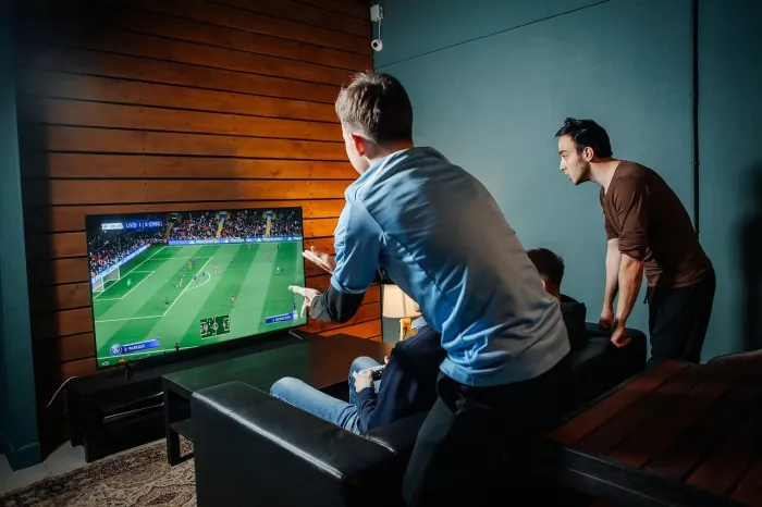 Компьютерный клуб "Forward Gaming"