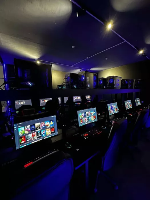 Компьютерный клуб "Extreme cyber club"