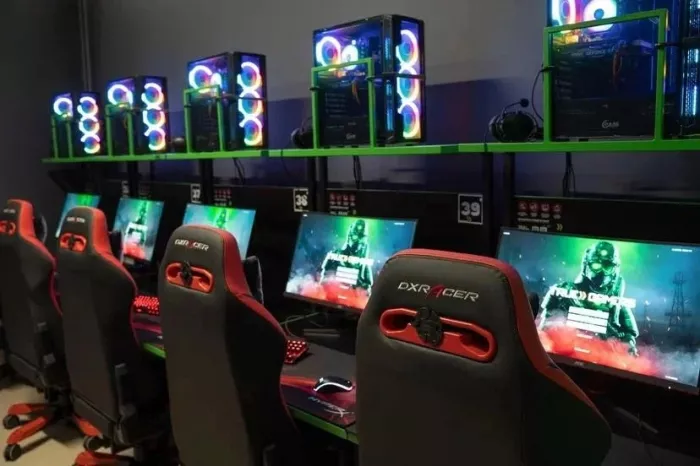Компьютерный клуб "True Gamers"